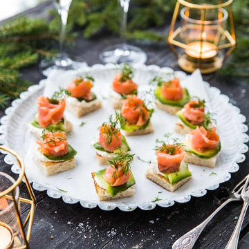 Smoked Salmon Bites with Cream Cheese, Horseradish, and Avocado